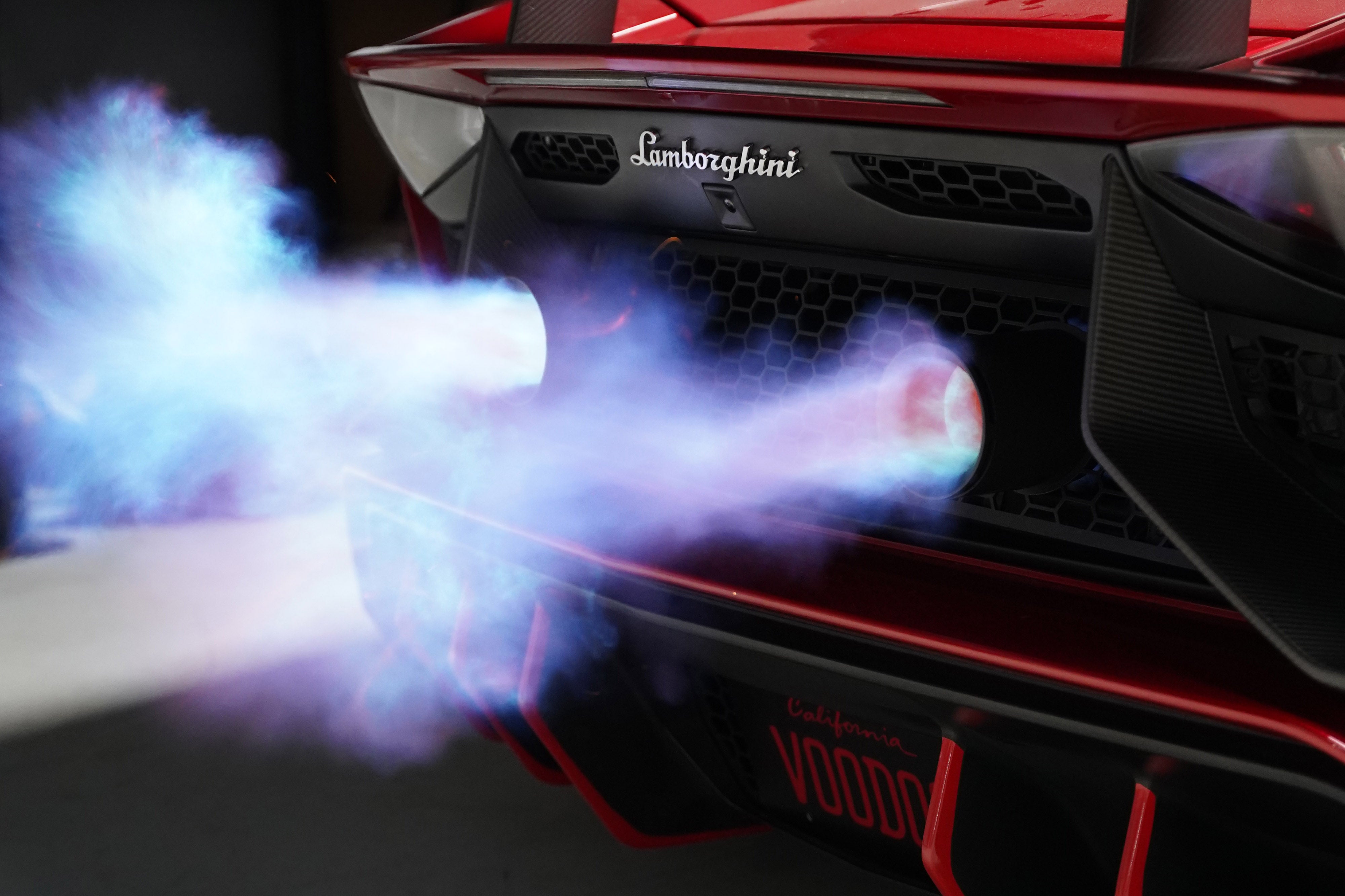 Voodoo Design Lamborghini Aventador SV Center Exit Exhaust (SVJ Style)
